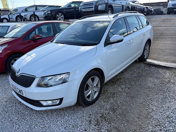 Used Skoda Octavia 2015 for sale - 73826658: Photo 2