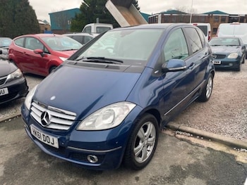 Used Mercedes-Benz A-Class 2012 for sale - 76091113: Photo