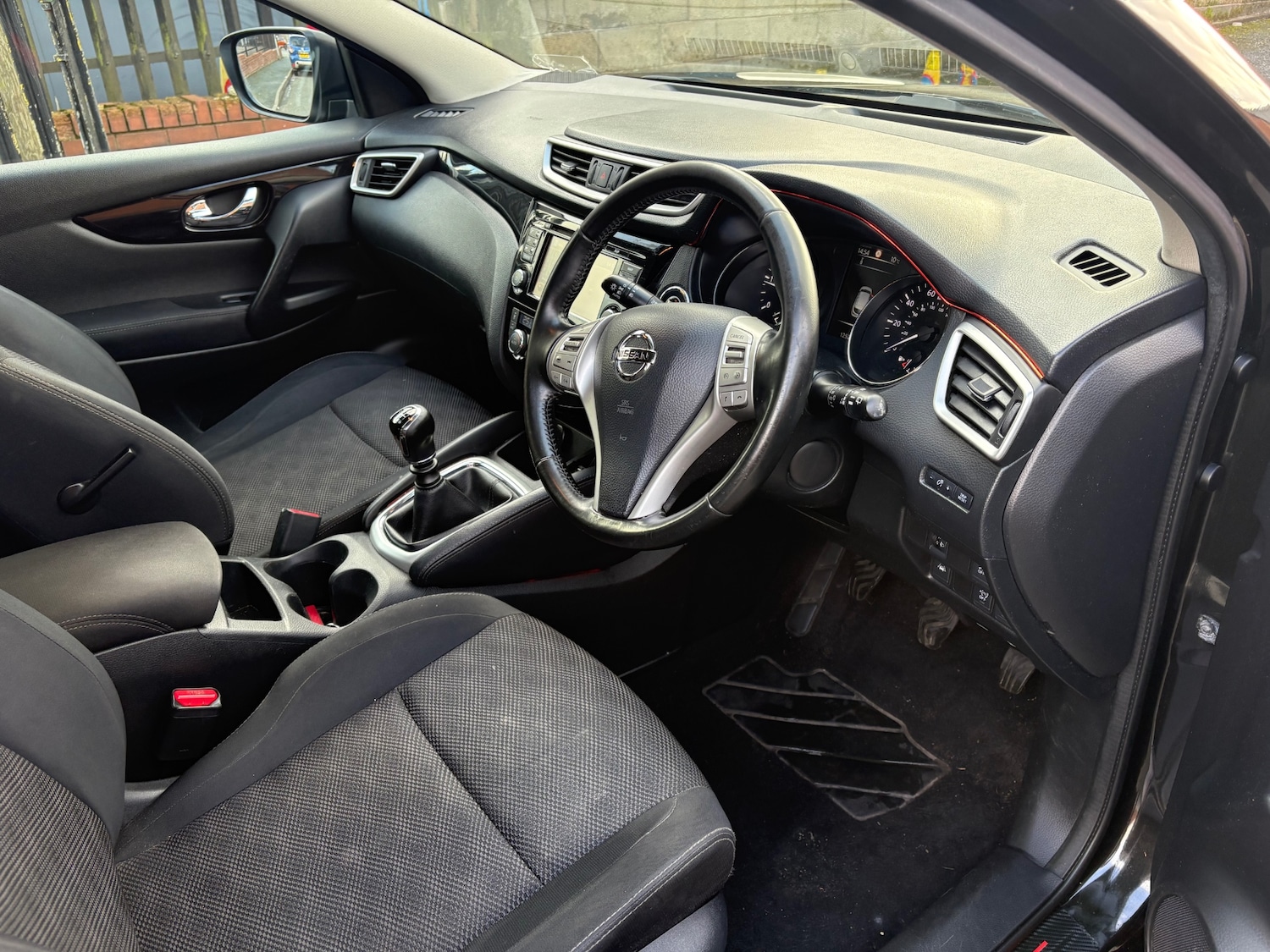 Used Nissan Qashqai 2014 for sale - 77650467: Photo 13