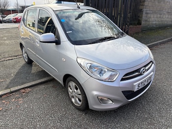 Used Hyundai i10 2012 for sale - 76681540: Photo