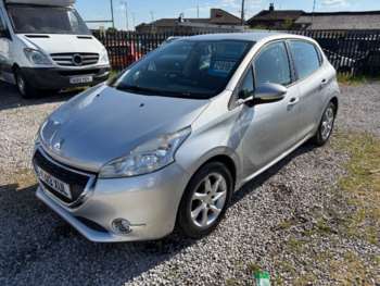 Used Peugeot 208 2013 for sale - 74605982: Photo