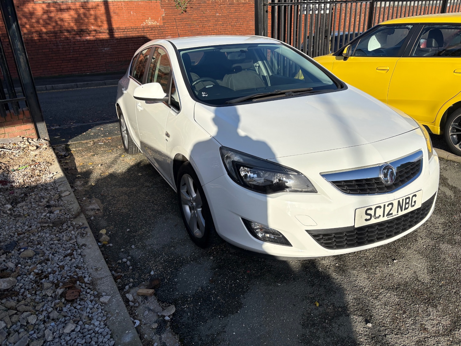 Used Vauxhall Astra 2012 for sale - 76673247: Photo 1