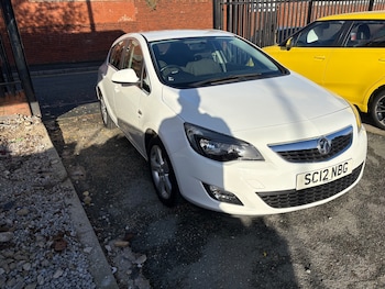Used Vauxhall Astra 2012 for sale - 76673247: Photo