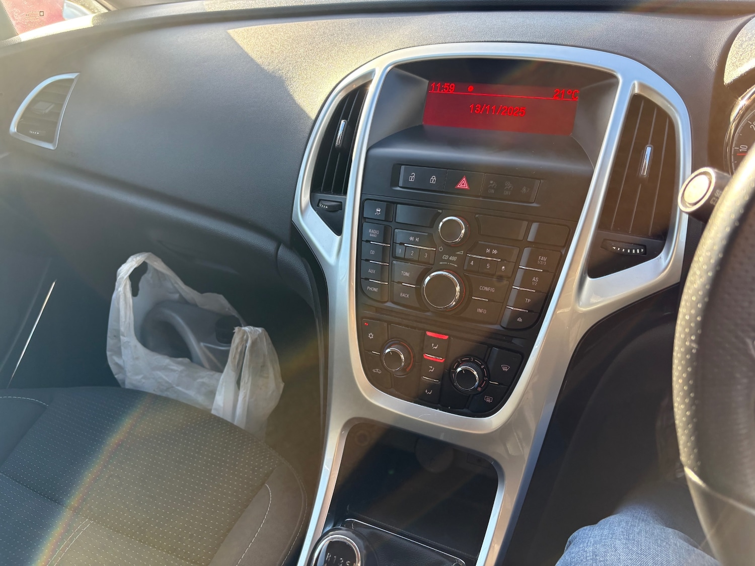 Used Vauxhall Astra 2012 for sale - 76673247: Photo 8