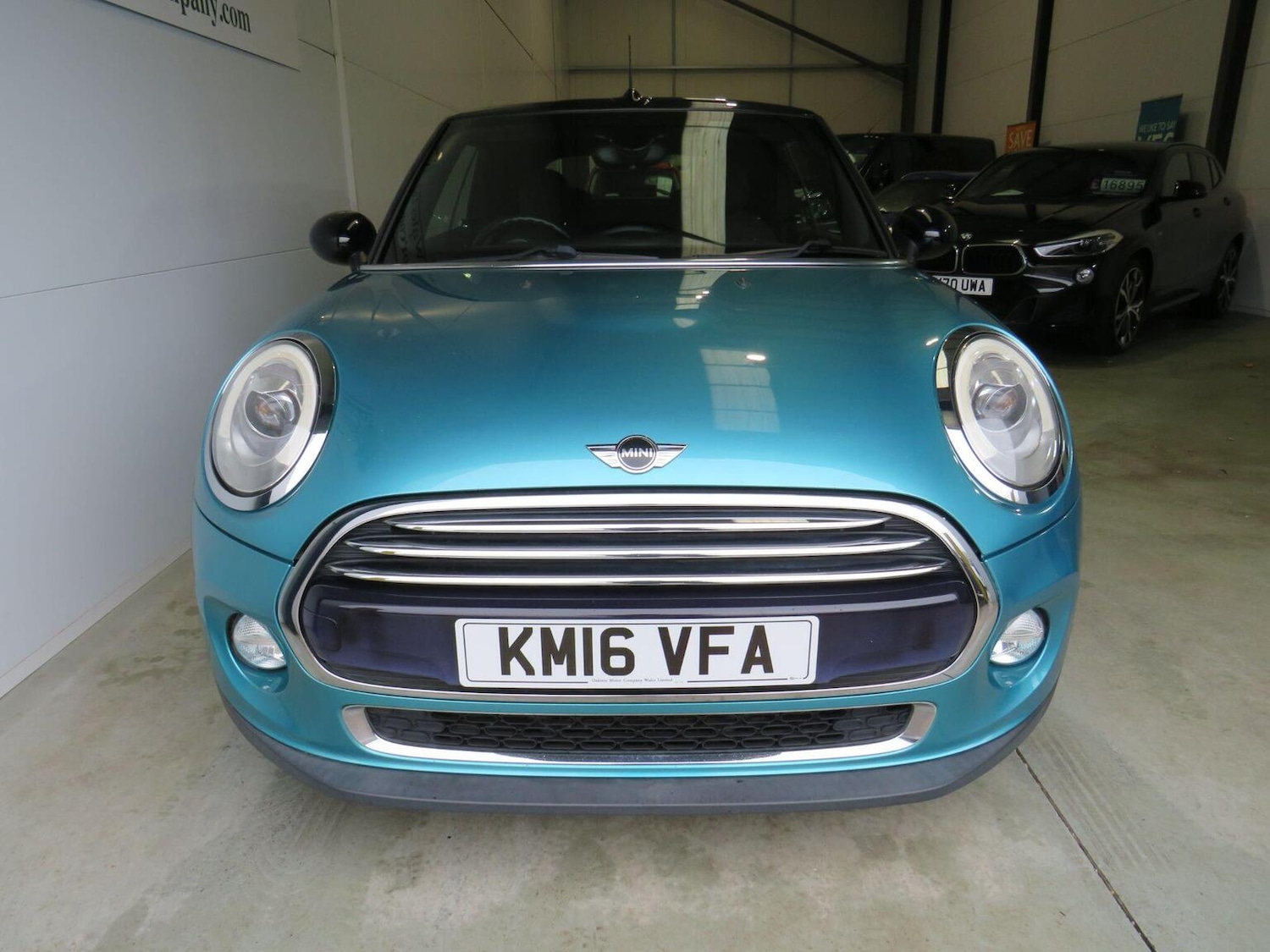 Used MINI Convertible 2016 for sale - 77465631: Photo 2