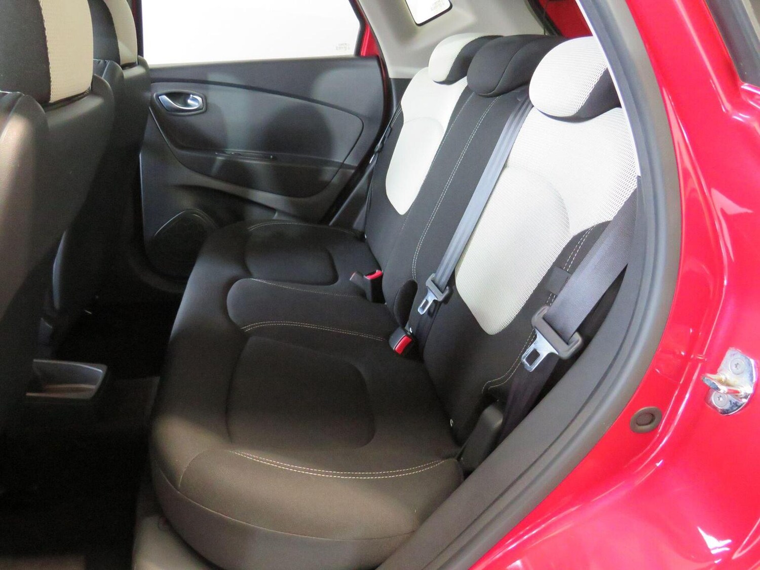 Used Renault Captur 2019 for sale - 77766507: Photo 14