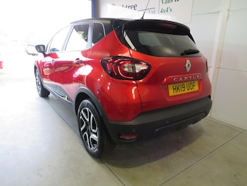 Used Renault Captur 2019 for sale - 77766507: Photo