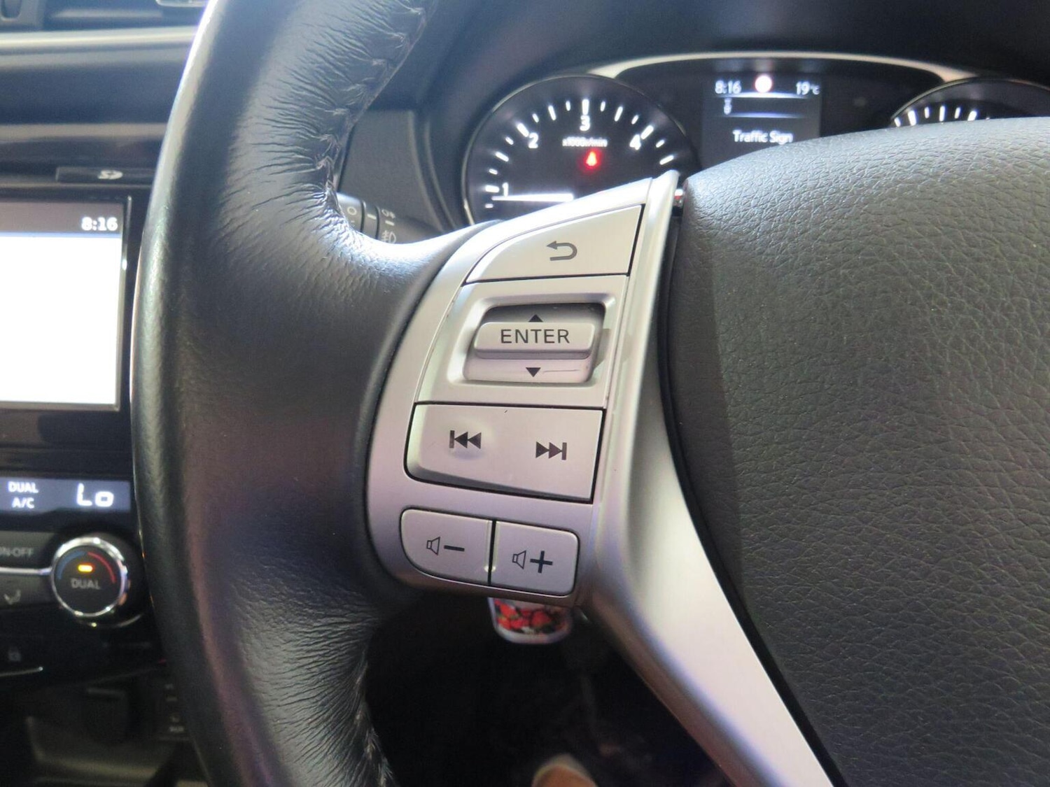 Used Nissan X-Trail 2017 for sale - 76769253: Photo 24