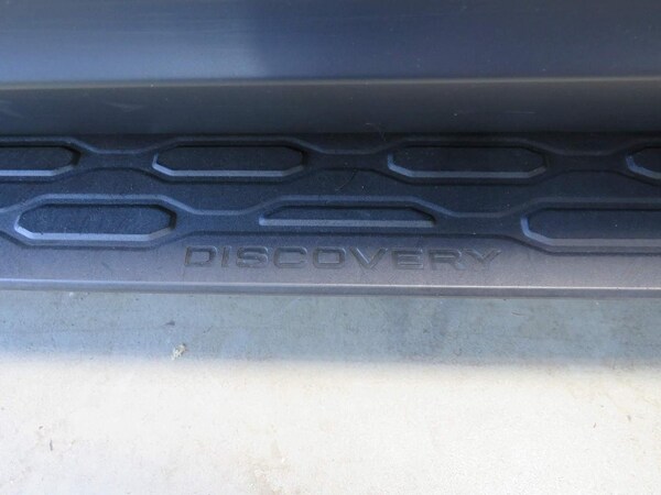Used Land Rover Discovery 2017 for sale - 71677859: Photo 49