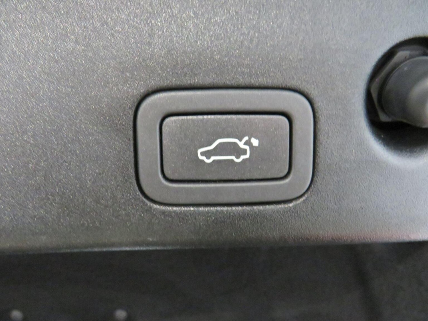 Used Jaguar XJ 2017 for sale - 77735782: Photo 22