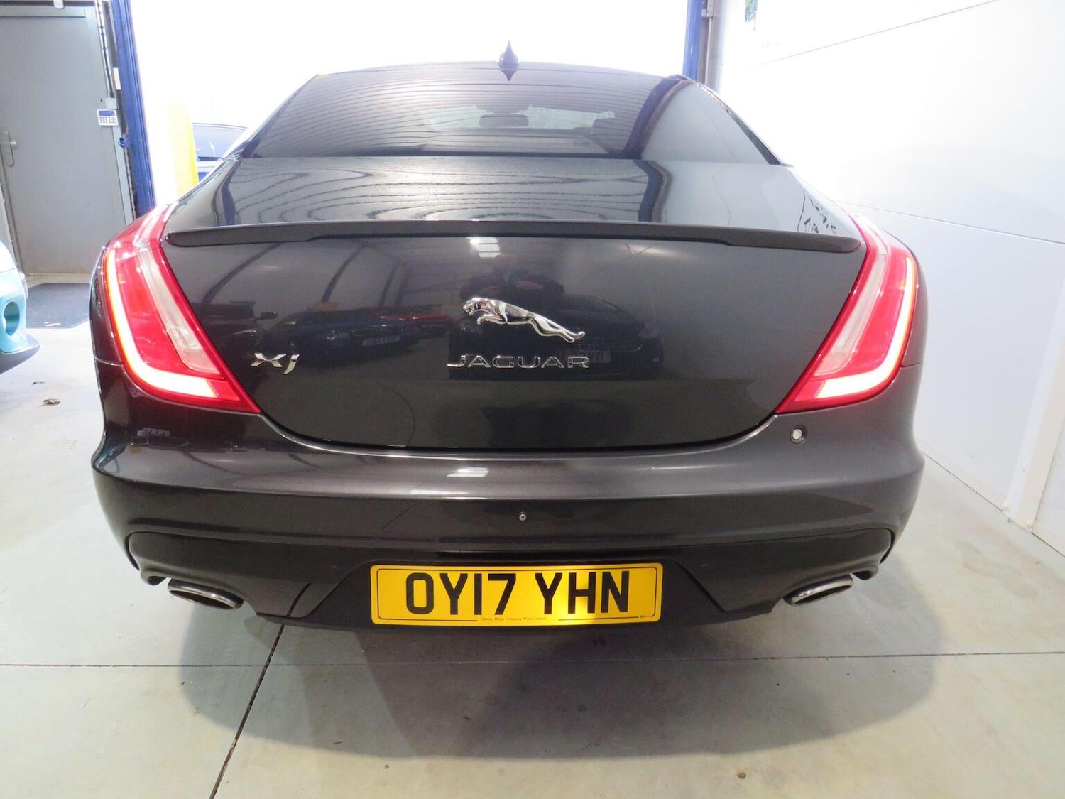 Used Jaguar XJ 2017 for sale - 77735782: Photo 5