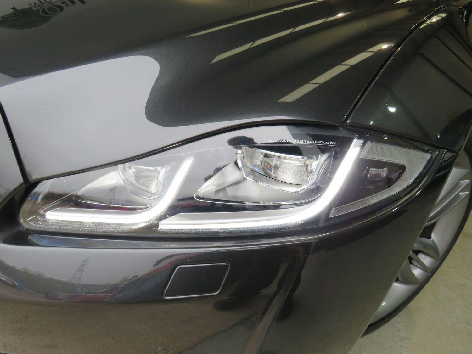 Used Jaguar XJ 2017 for sale - 77735782: Photo 9