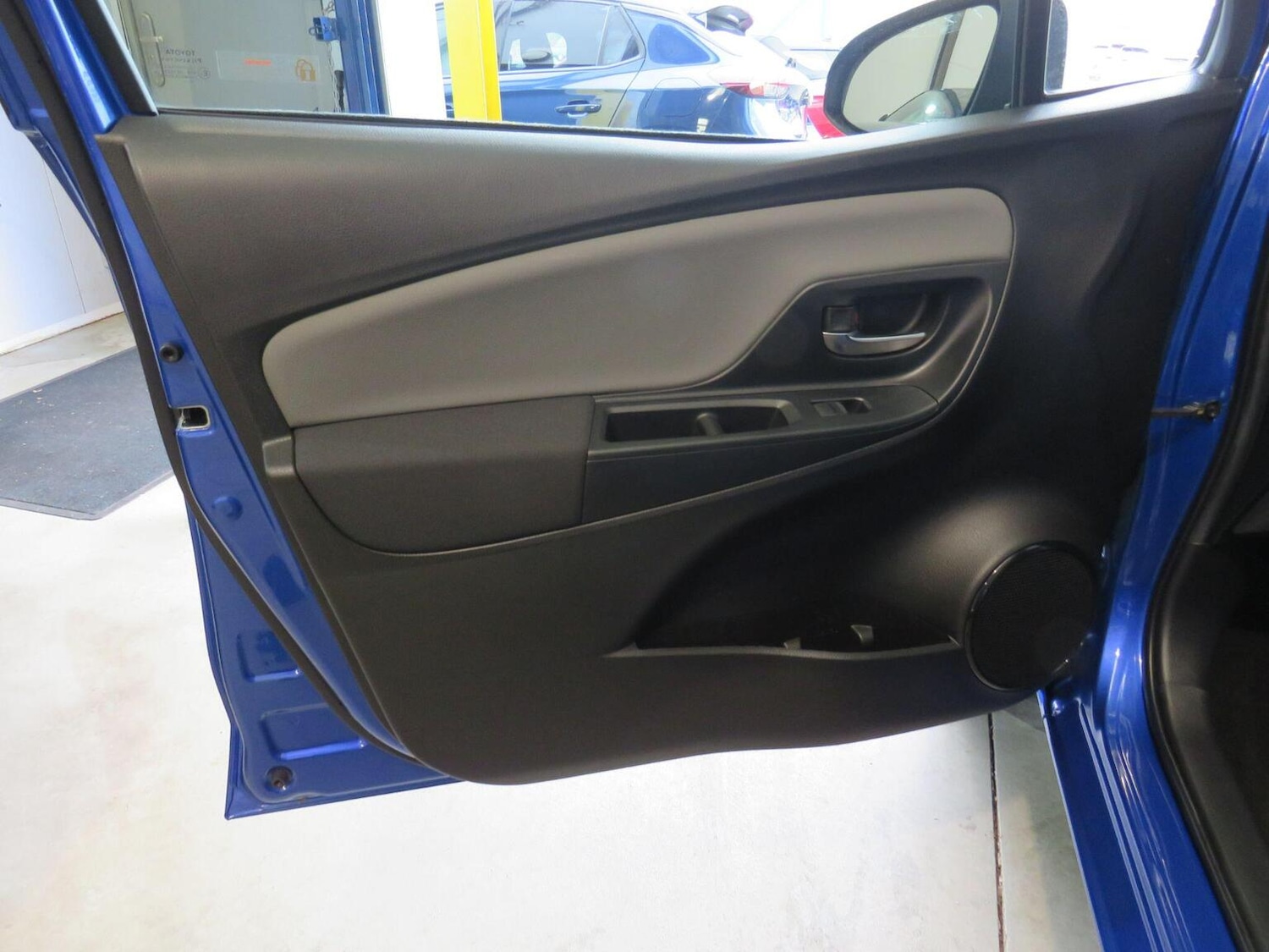 Used Toyota Yaris 2019 for sale - 77438488: Photo 11