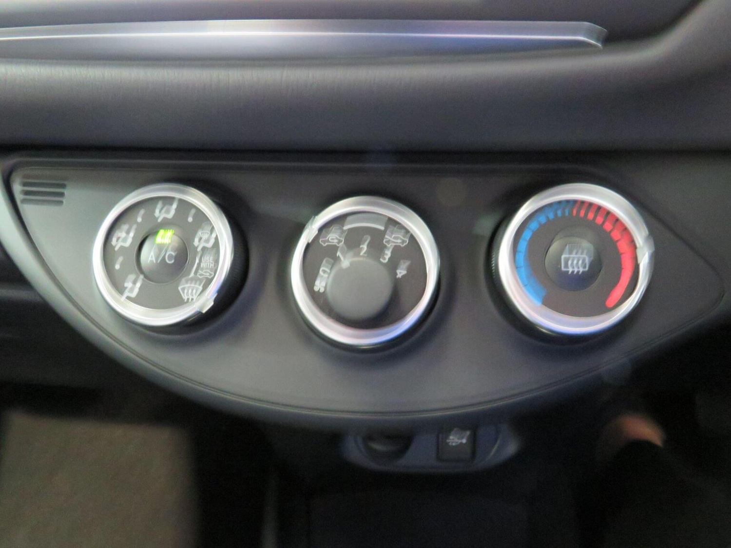 Used Toyota Yaris 2019 for sale - 77438488: Photo 19