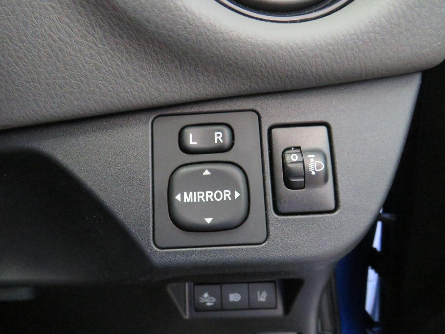 Used Toyota Yaris 2019 for sale - 77438488: Photo 22