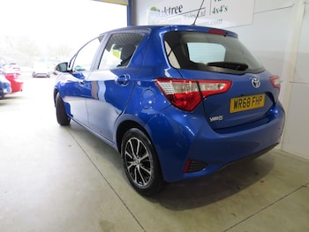 Used Toyota Yaris 2019 for sale - 77438488: Photo