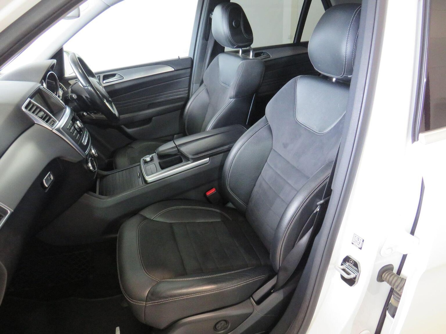 Used Mercedes-Benz M Class 2014 for sale - 77837021: Photo 10