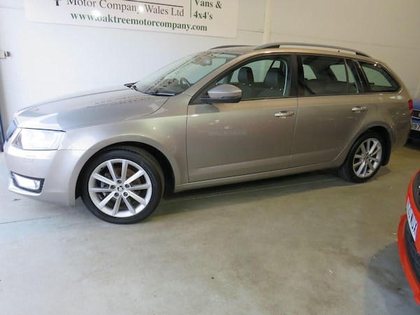 Used Skoda Octavia 2014 for sale - 76170427: Photo 3