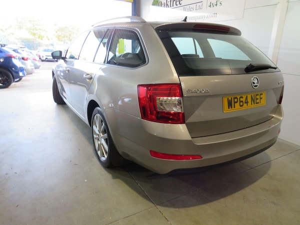 Used Skoda Octavia 2014 for sale - 76170427: Photo 4