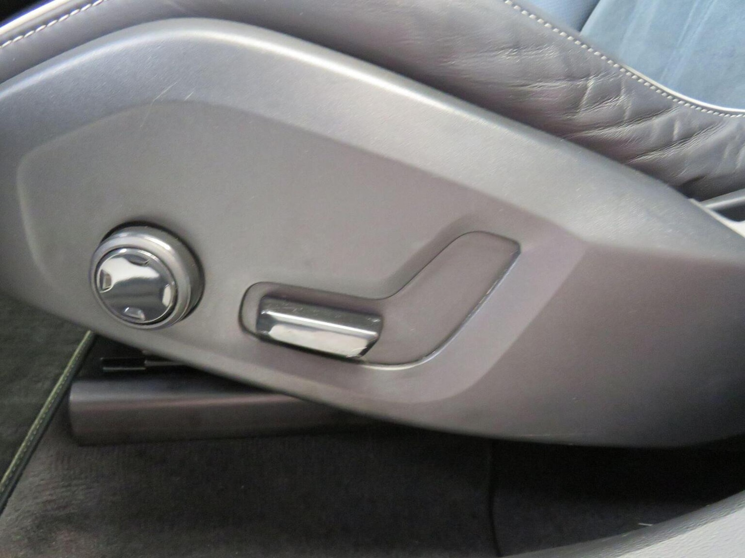 Used Volvo XC60 2018 for sale - 76769322: Photo 10