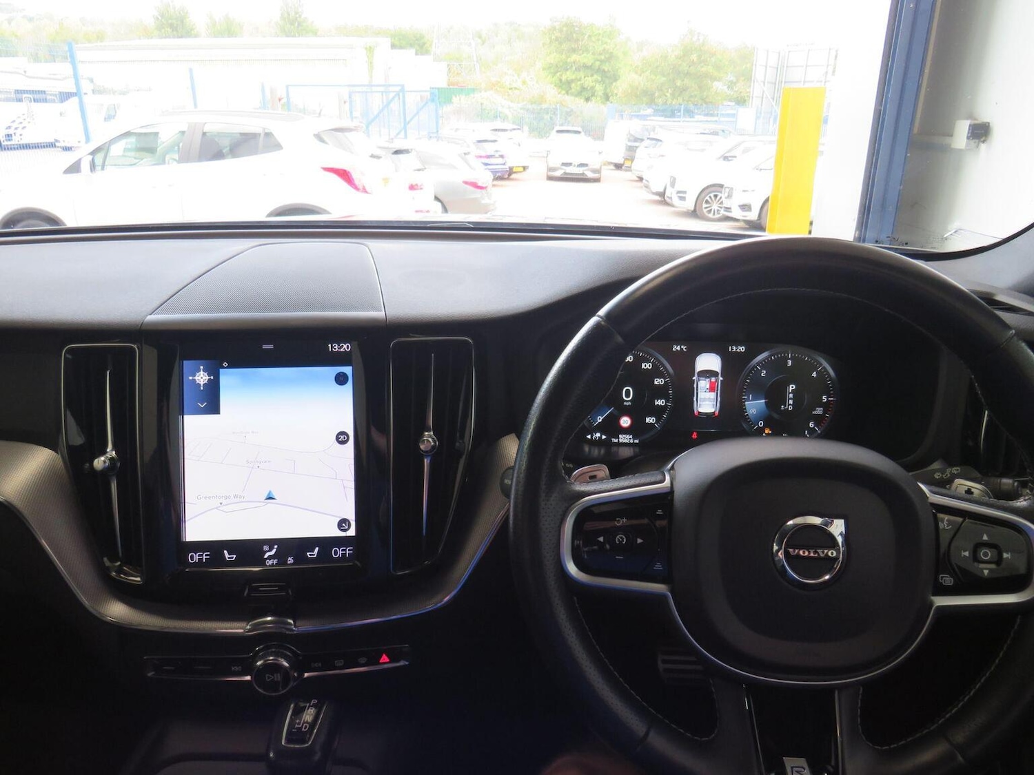 Used Volvo XC60 2018 for sale - 76769322: Photo 27