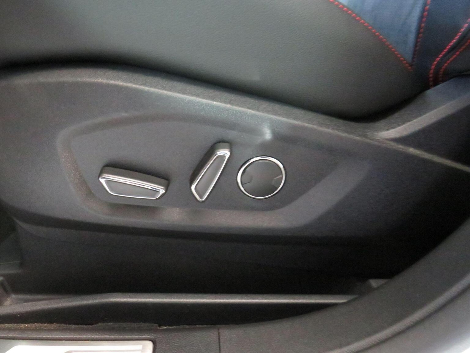 Used Ford S-Max 2020 for sale - 78209959: Photo 11