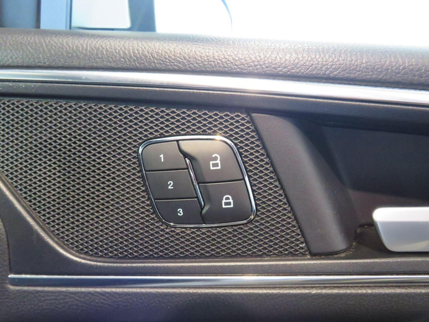 Used Ford S-Max 2020 for sale - 78209959: Photo 17