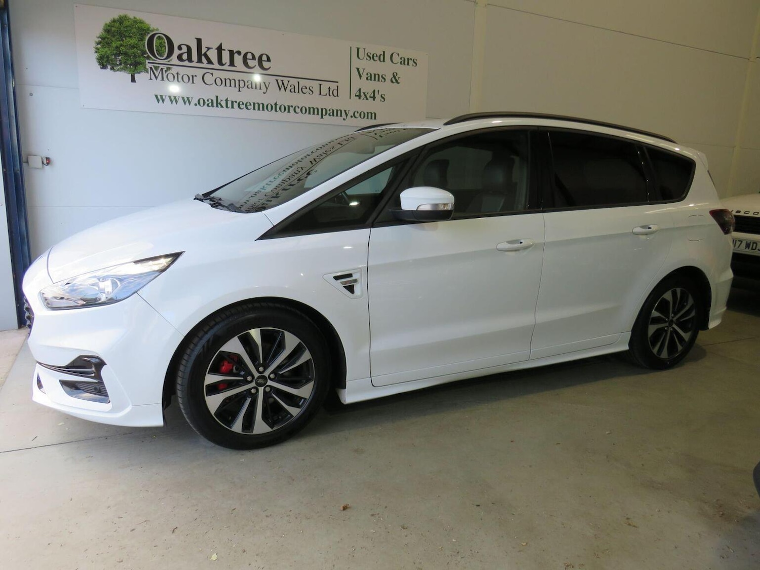 Used Ford S-Max 2020 for sale - 78209959: Photo 3