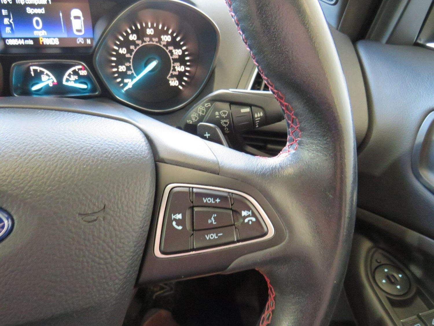 Used Ford Kuga 2018 for sale - 76376876: Photo 29