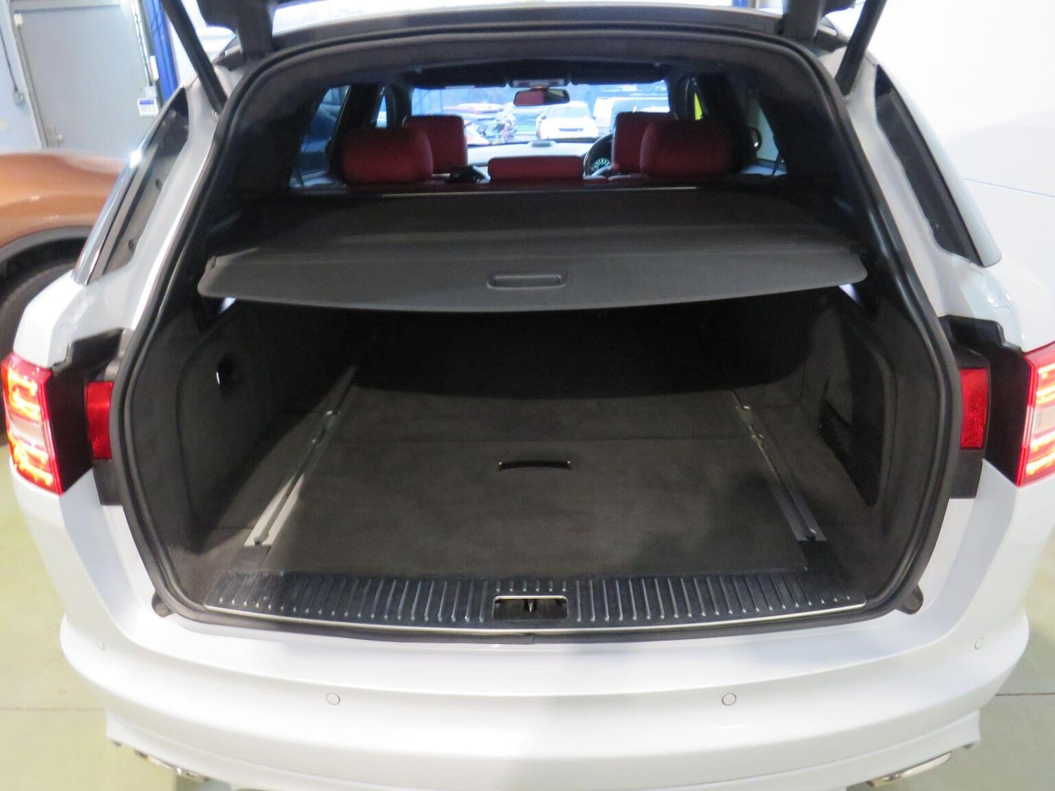 Used Jaguar XF 2014 for sale - 76725690: Photo 19