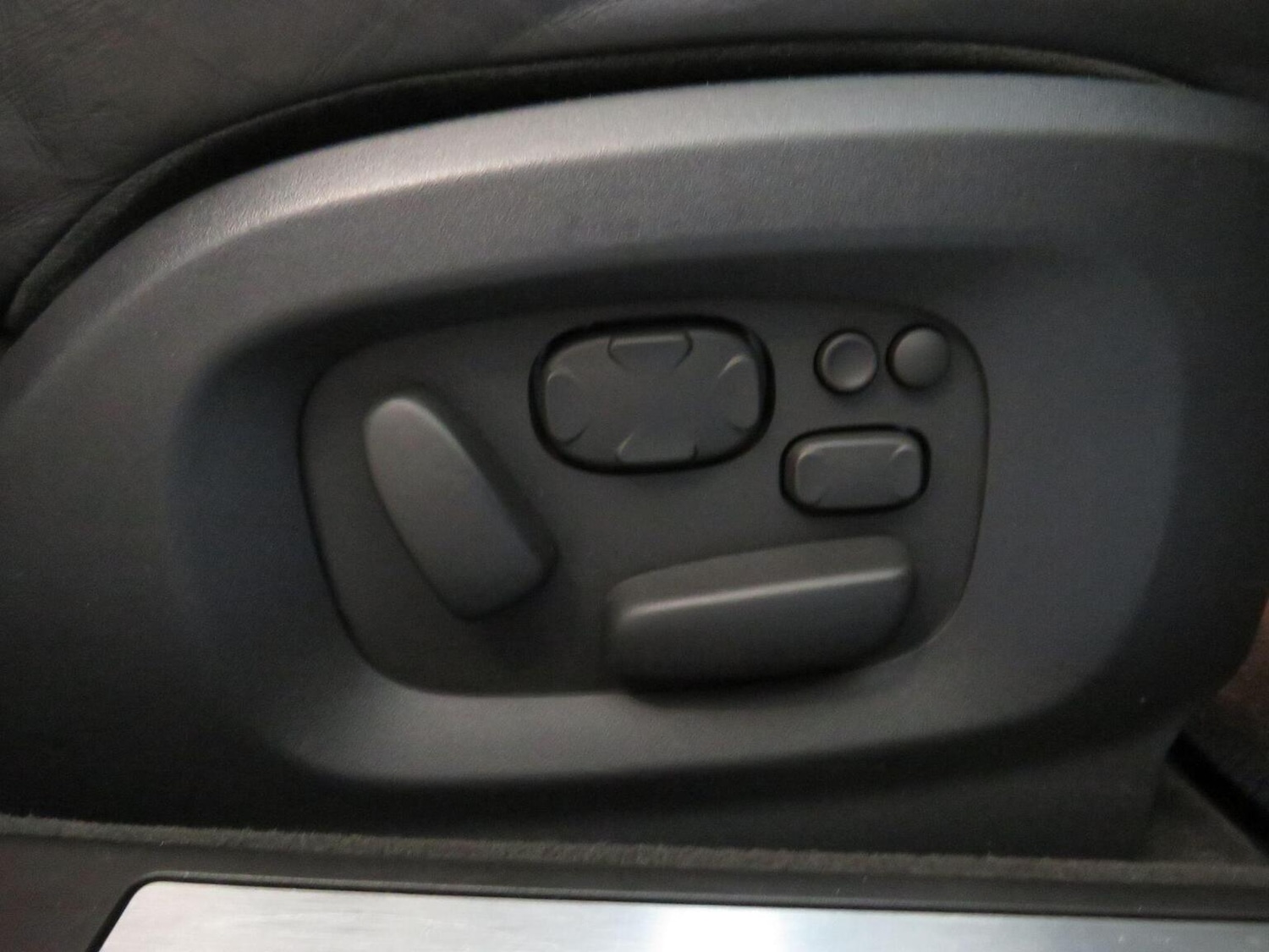 Used Jaguar XF 2014 for sale - 76725690: Photo 24