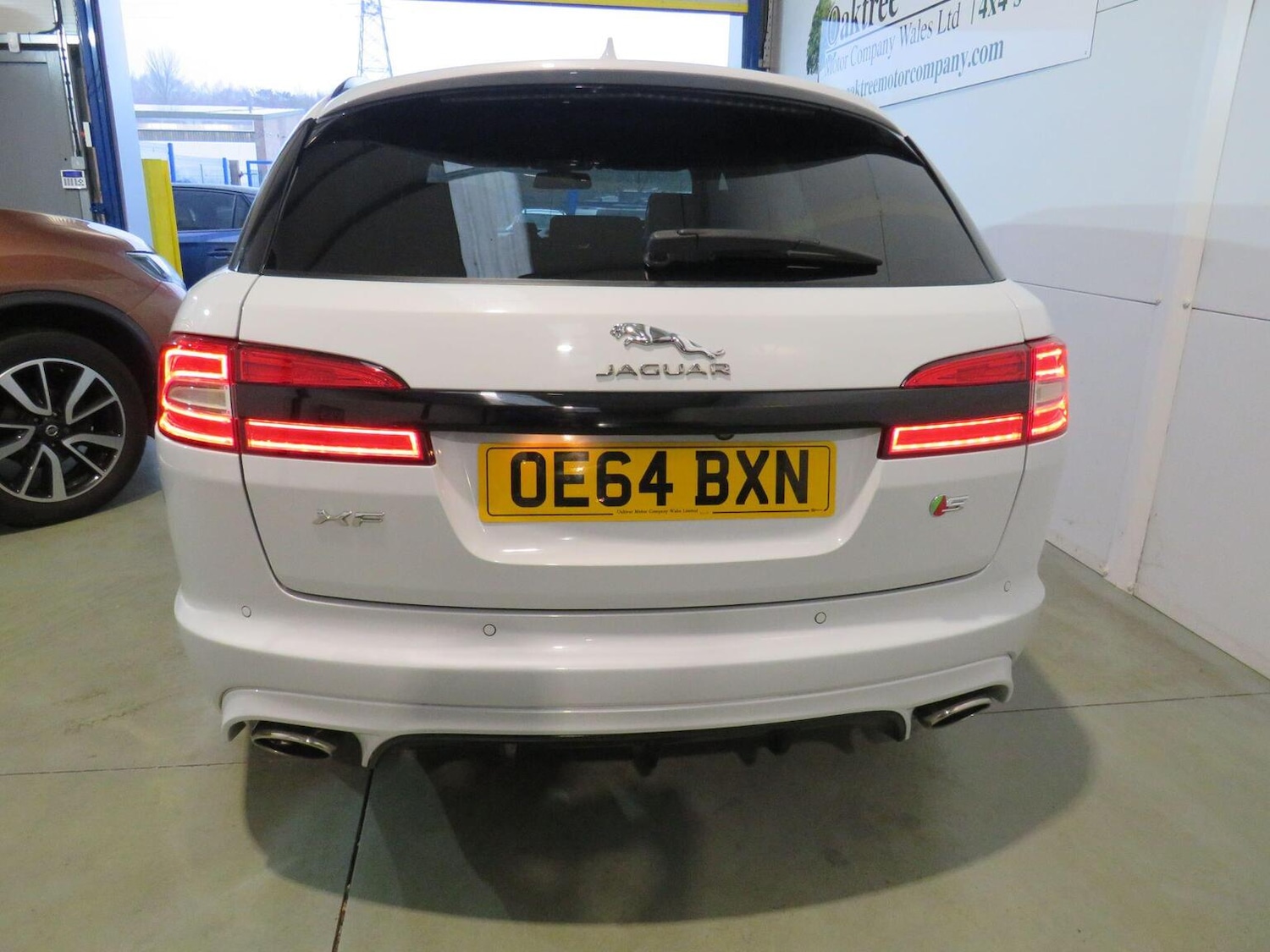 Used Jaguar XF 2014 for sale - 76725690: Photo 5