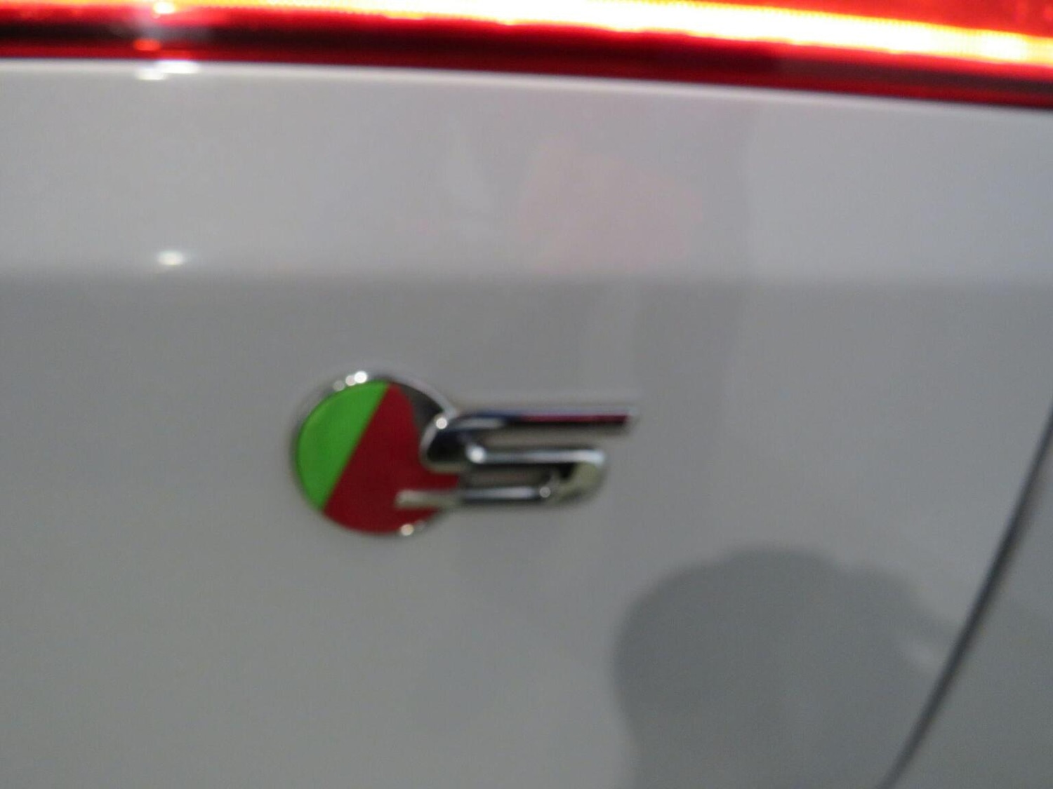 Used Jaguar XF 2014 for sale - 76725690: Photo 7