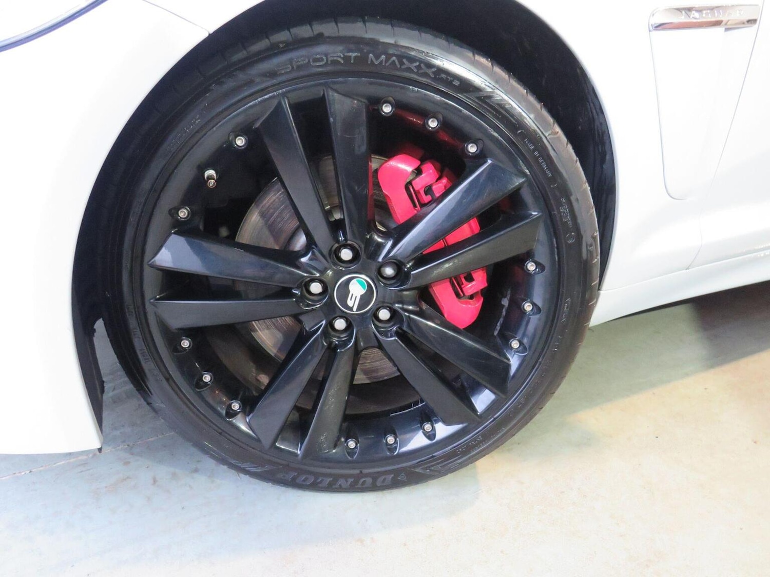 Used Jaguar XF 2014 for sale - 76725690: Photo 9