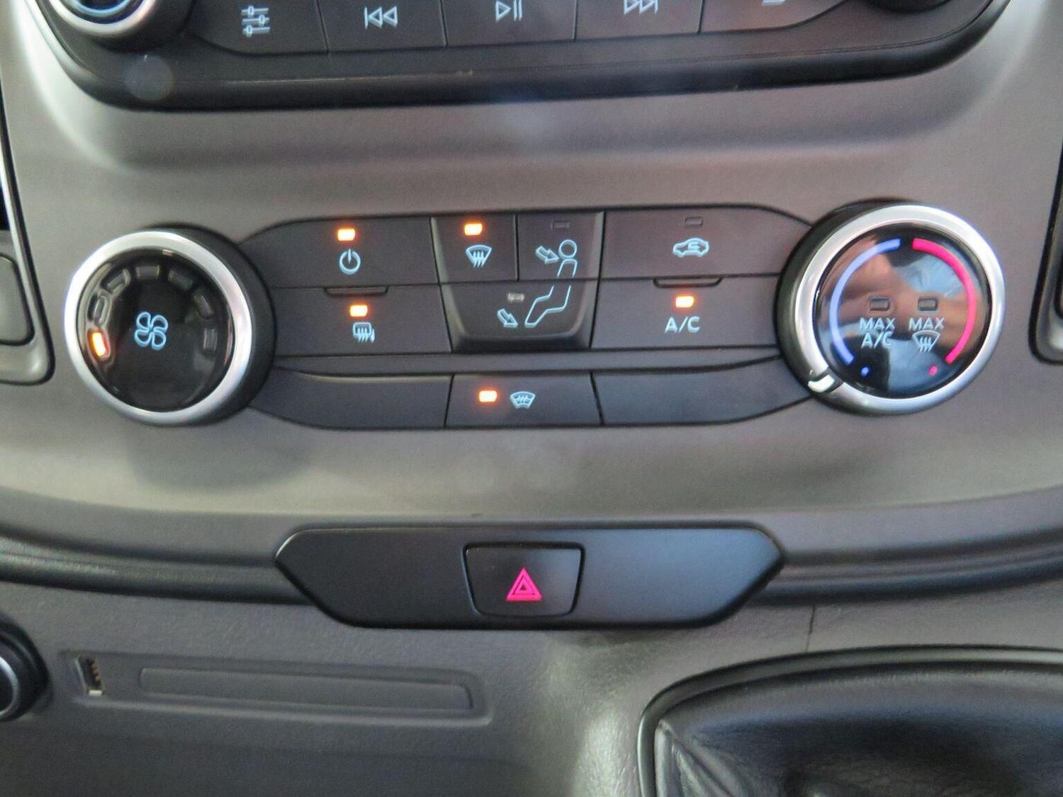 Used Ford Transit Custom 2019 for sale - 77159316: Photo 27