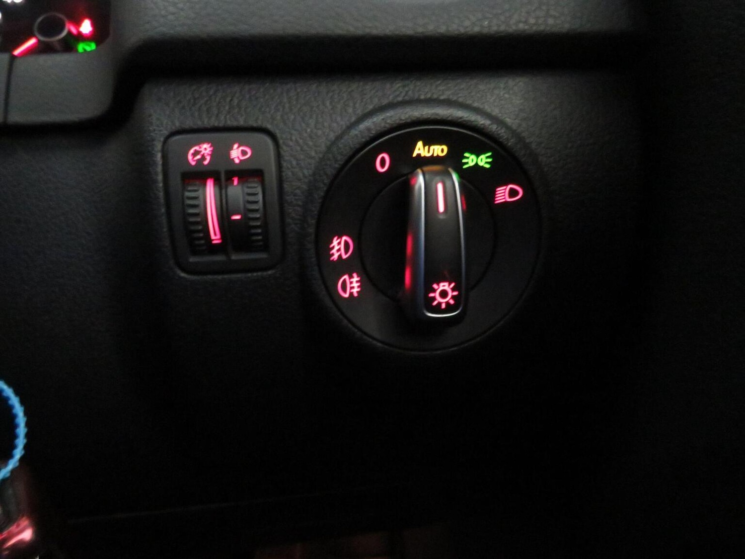 Used Volkswagen Tiguan 2014 for sale - 77140676: Photo 23