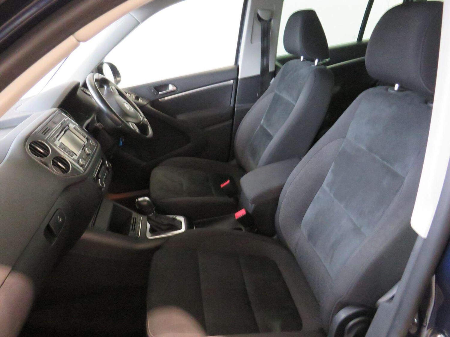 Used Volkswagen Tiguan 2014 for sale - 77140676: Photo 9