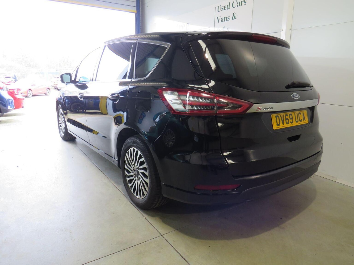 Used Ford S-Max 2019 for sale - 77668522: Photo 4