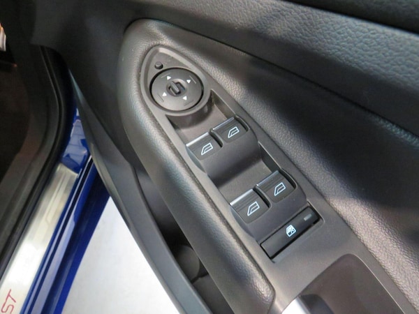 Used Ford Kuga 2018 for sale - 76268474: Photo 17