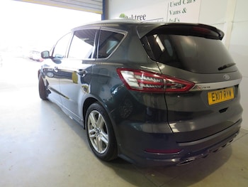 Used Ford S-Max 2017 for sale - 77977150: Photo