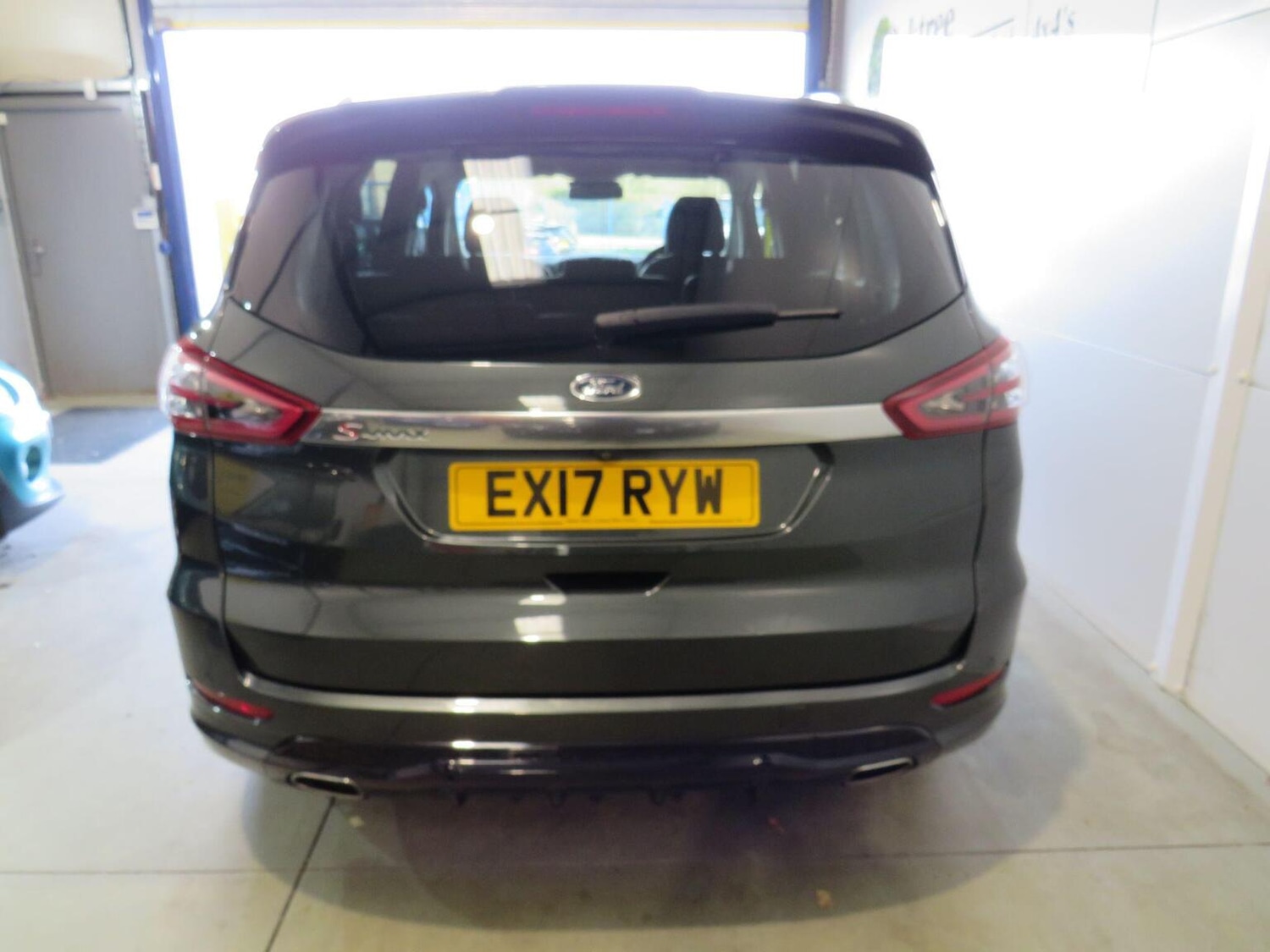 Used Ford S-Max 2017 for sale - 77977150: Photo 5