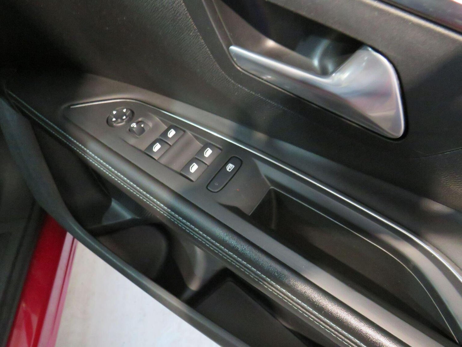 Used Peugeot 5008 2021 for sale - 77011792: Photo 17