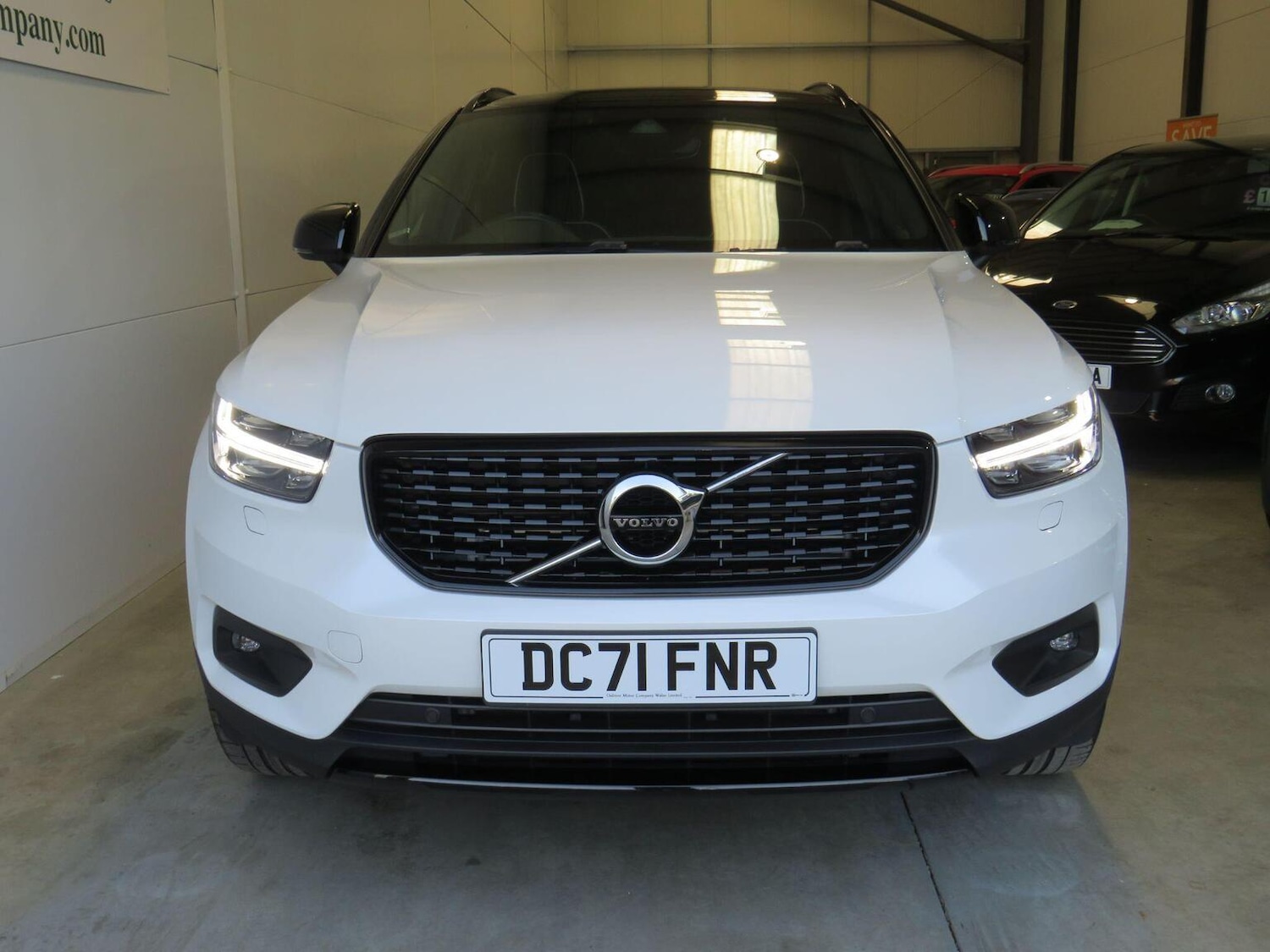 Used Volvo XC40 2022 for sale - 78168708: Photo 2