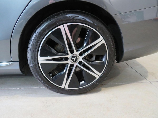 Used Mercedes-Benz C-Class 2019 for sale - 75399535: Photo 10