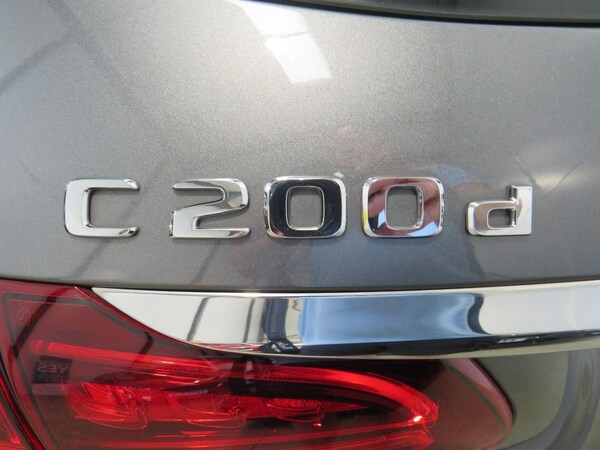 Used Mercedes-Benz C-Class 2019 for sale - 75399535: Photo 8