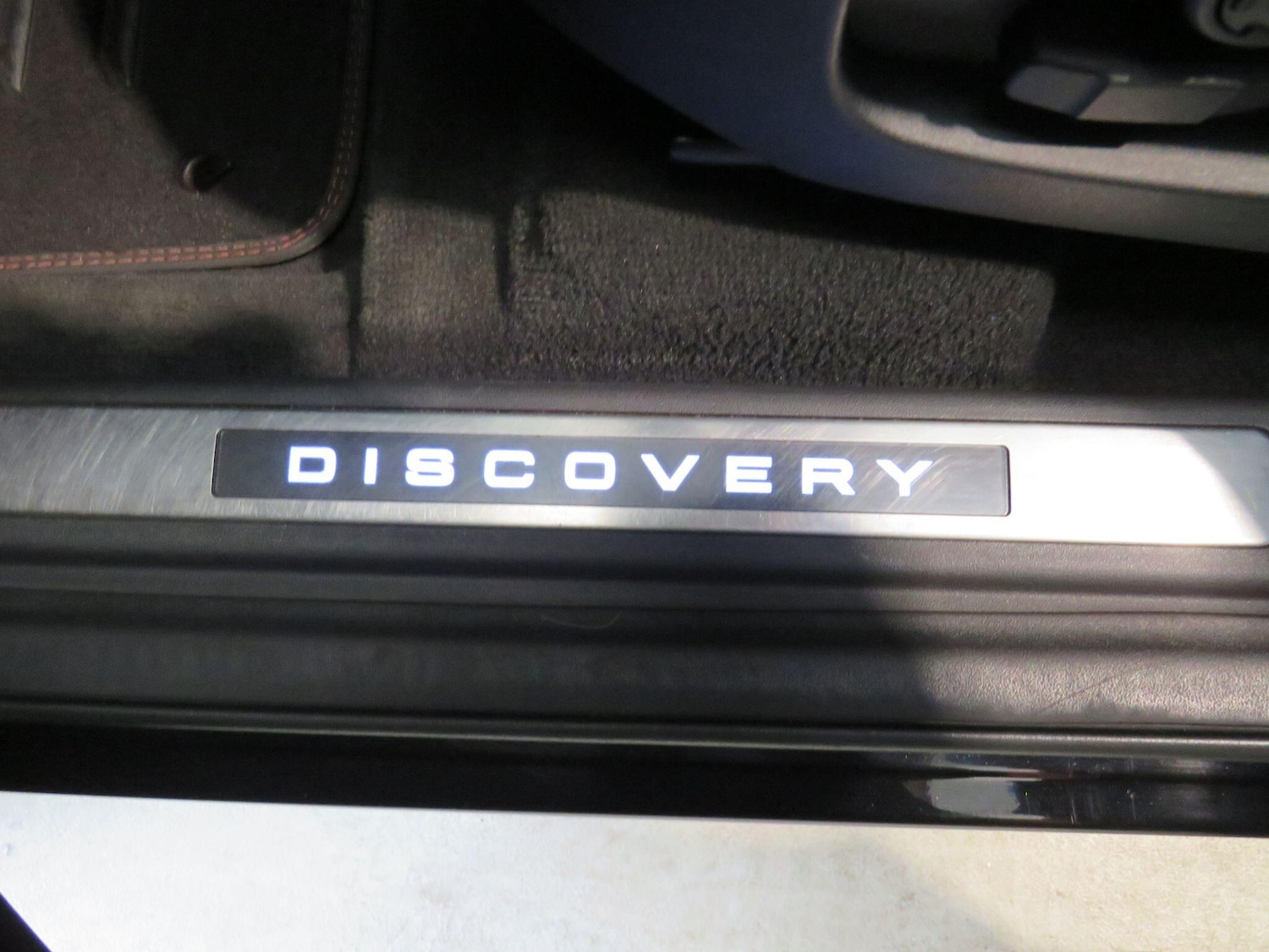 Used Land Rover Discovery Sport 2017 for sale - 76656259: Photo 12