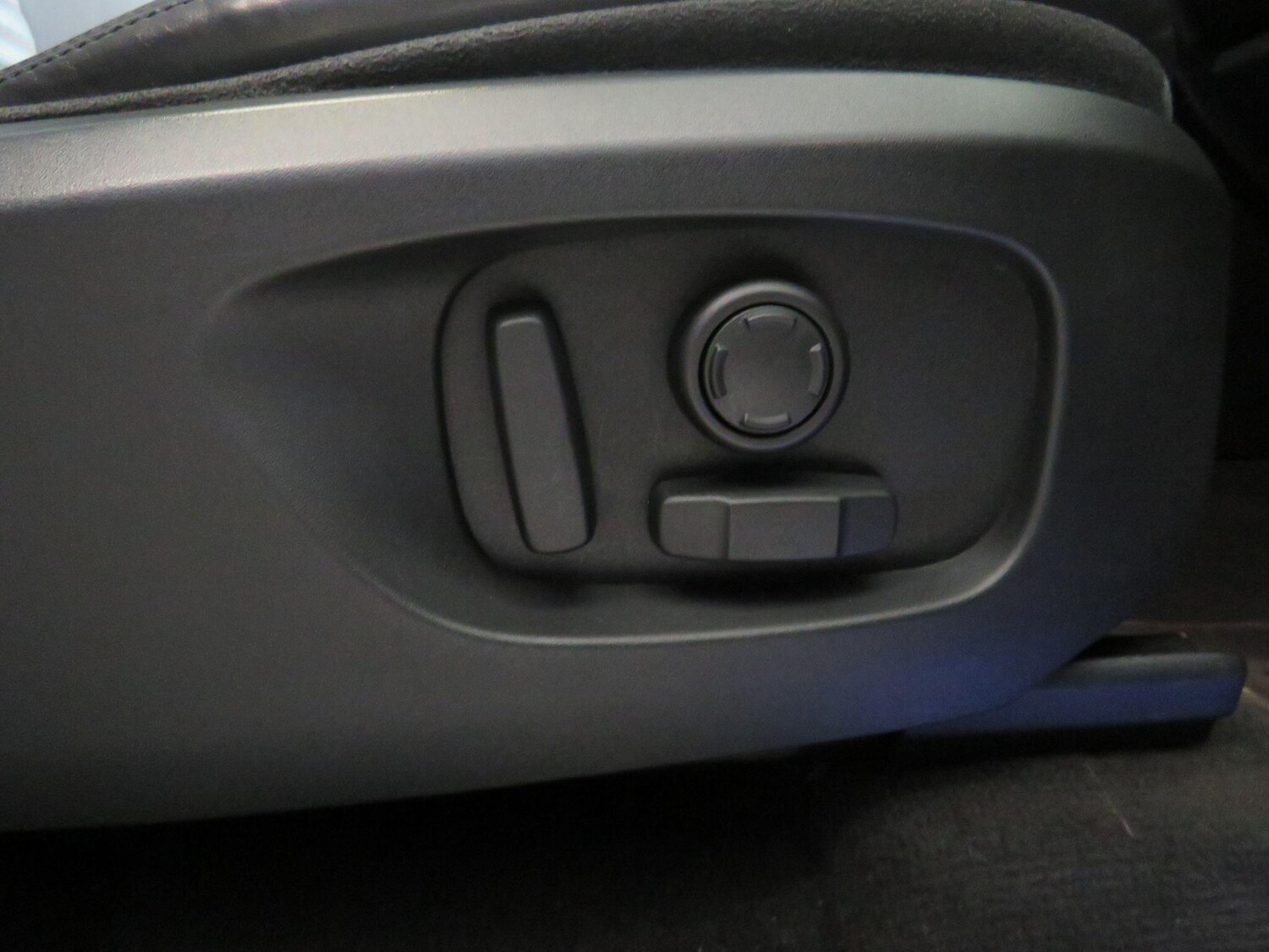 Used Land Rover Discovery Sport 2017 for sale - 76656259: Photo 23