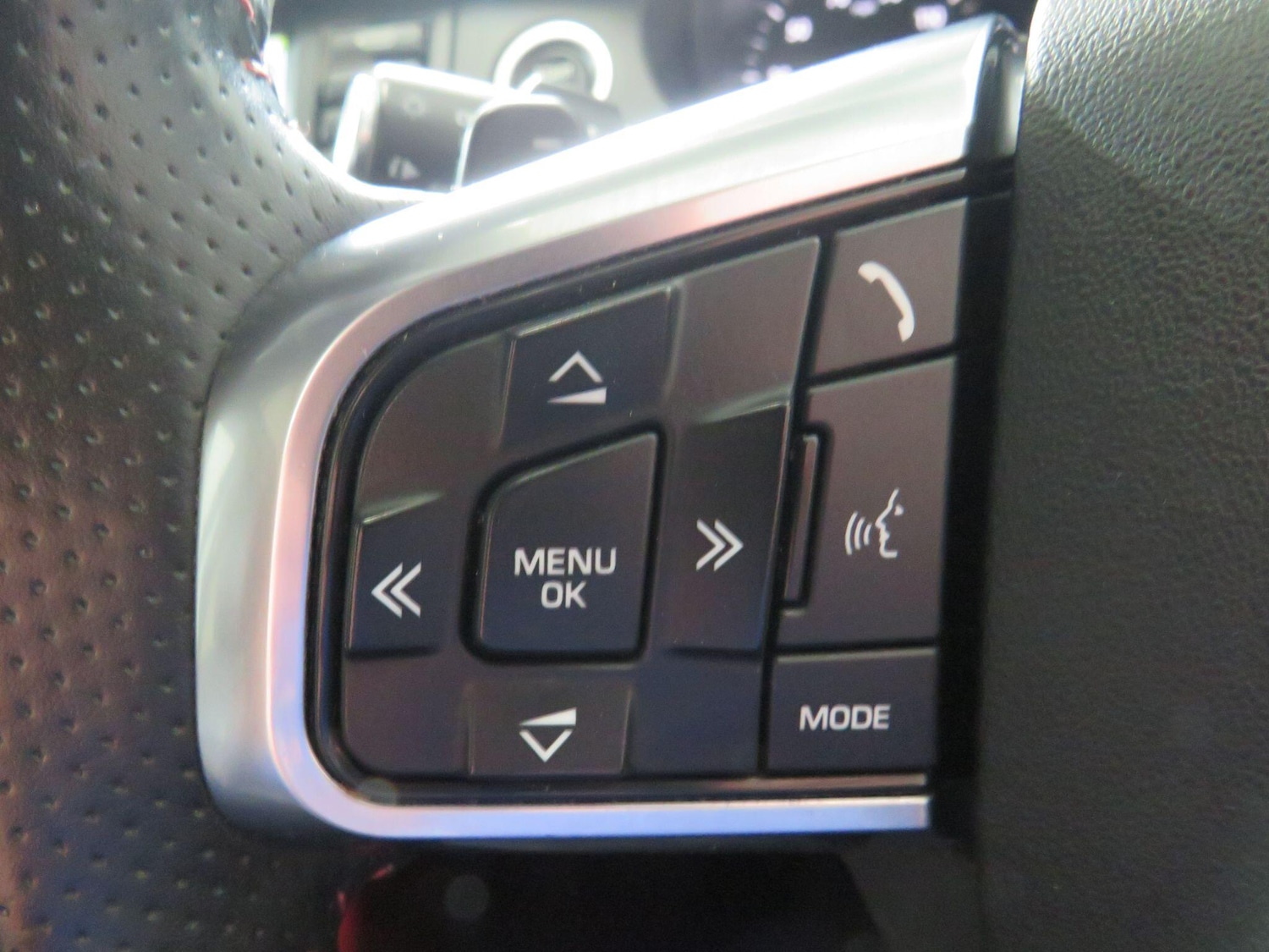 Used Land Rover Discovery Sport 2017 for sale - 76656259: Photo 34