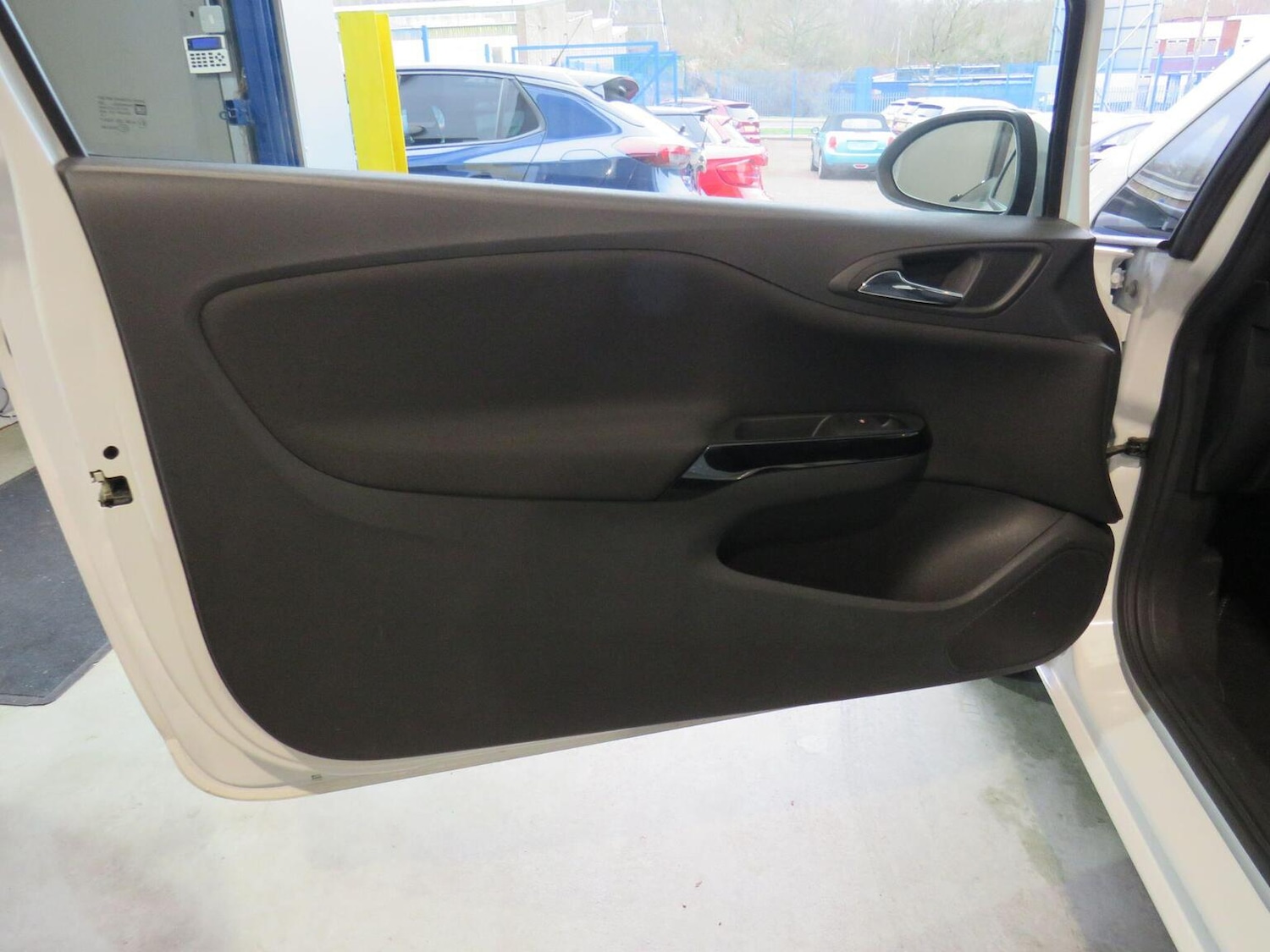 Used Vauxhall Corsa 2017 for sale - 77409545: Photo 11