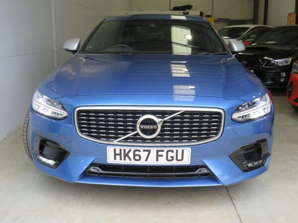 Used Volvo S90 2018 for sale - 75632849: Photo 2